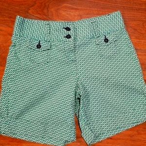 LL Bean Ladies Shorts 6